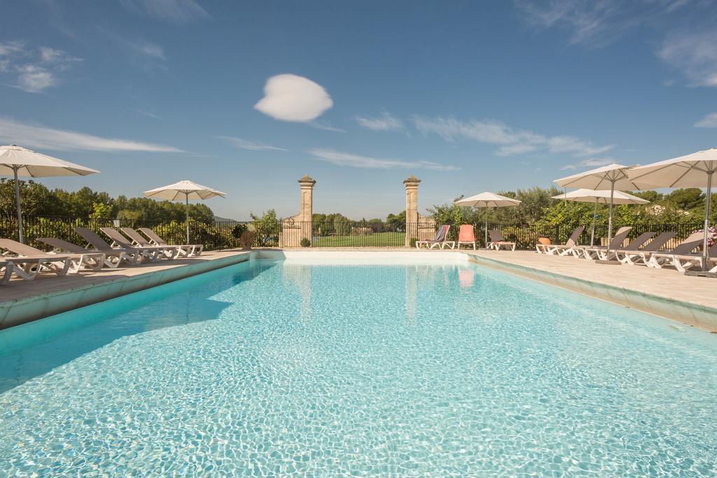 Pierre & Vacances Hotel Du Golf De Pont Royal En Provence Mallemort Exterior foto